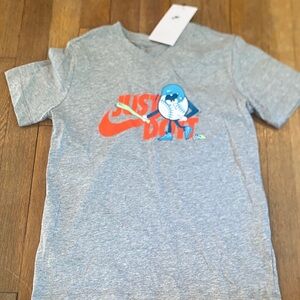Boys Nike tee